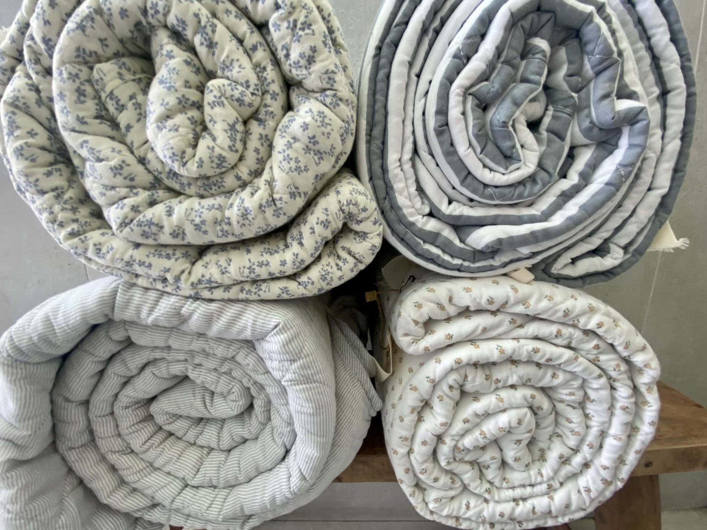 שמיכת קווליט זוגית  220*240