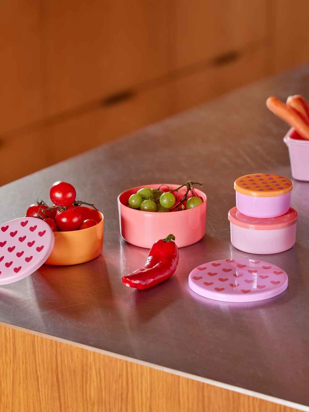 סט 4 קופסאות עגולות עם לבבות בגווני ורוד וכתום
