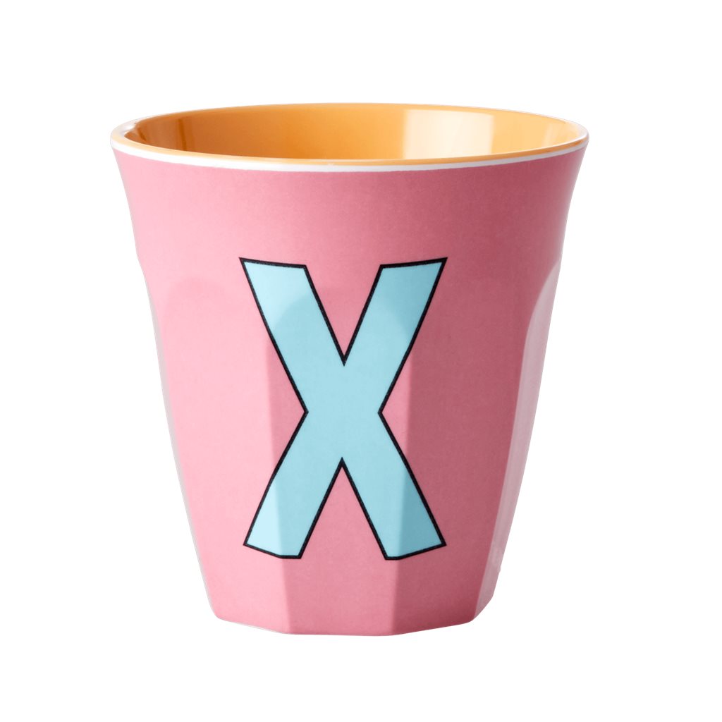 כוס מלמין אות X תכלת רקע ורוד