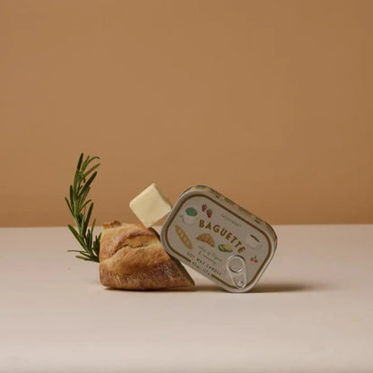 נר: Bistro Tin, French Baguette