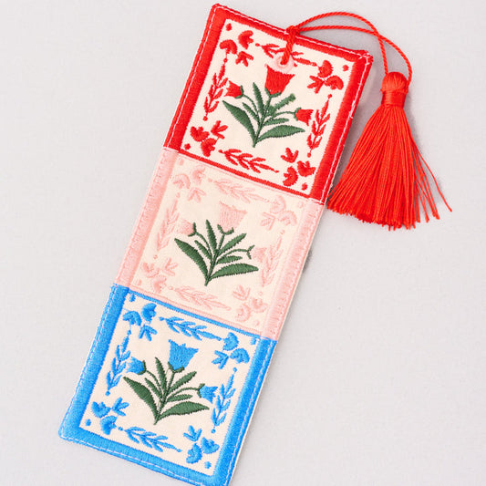 סימניית בד רקומה: Folk Floral
