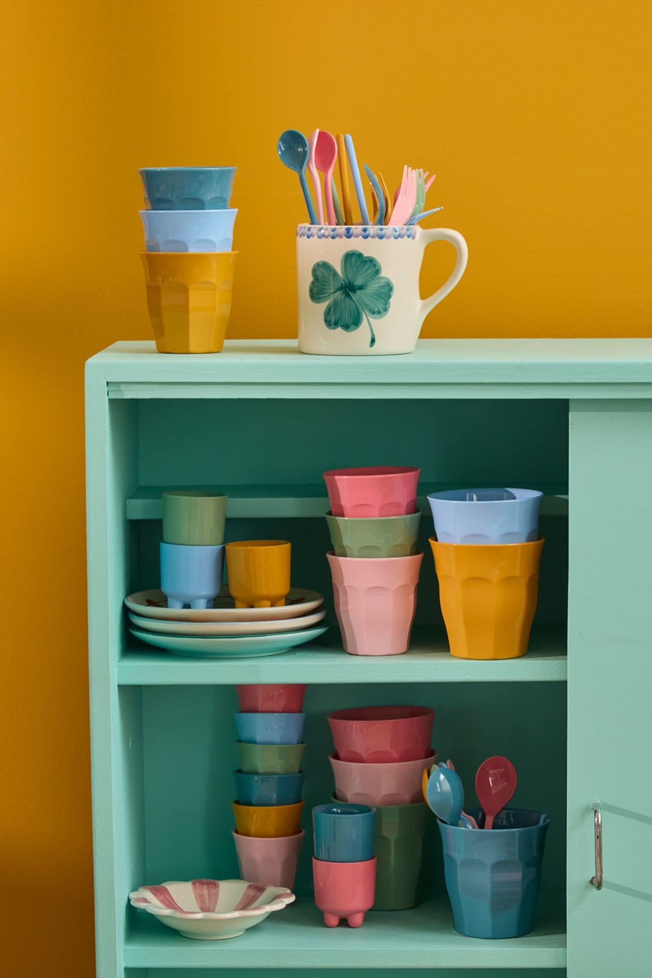 סט 6 כפיות ארוכות בצבעי AW25 - LOVE