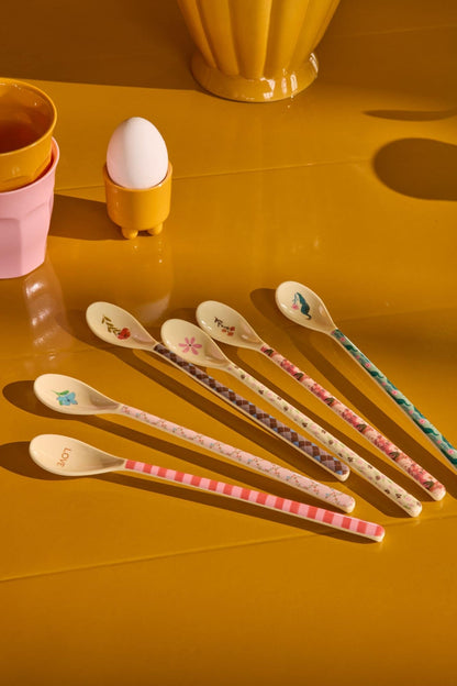 כפית מלמין ארוכה בהדפסי LOVE לבחירה