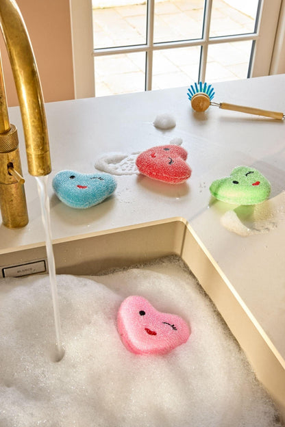 ספוג למטבח בצורת לב בצבעים לבחירה