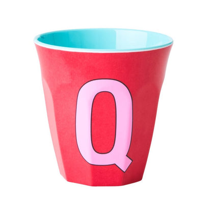כוס מלמין Q ורוד רקע ליפסטיק
